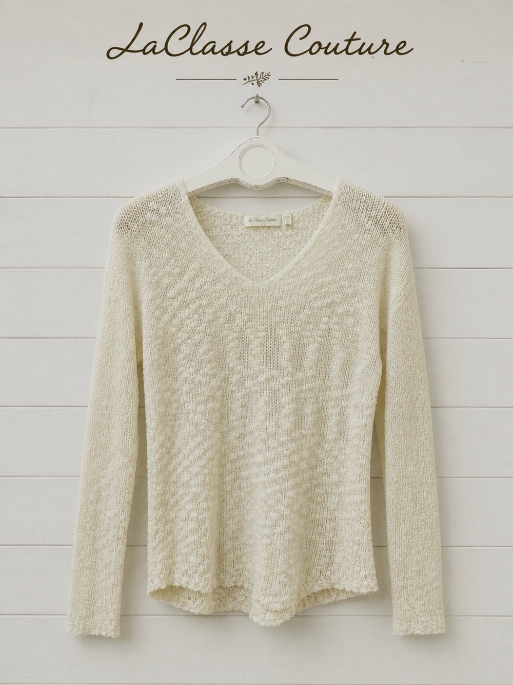 LA CLASSE COUTURE Cream Textured Knit Sweater size M